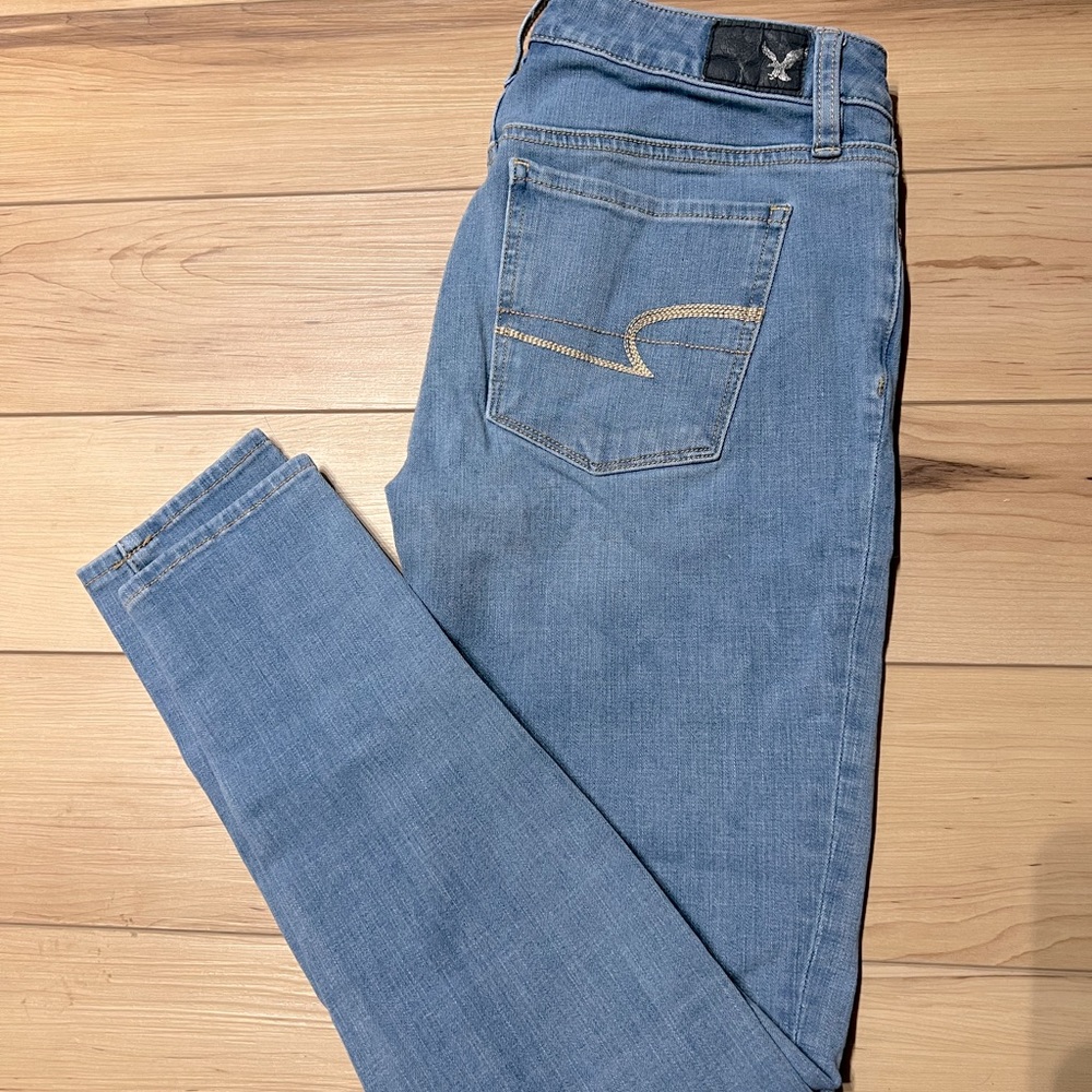 Hi-Rise Jeggings